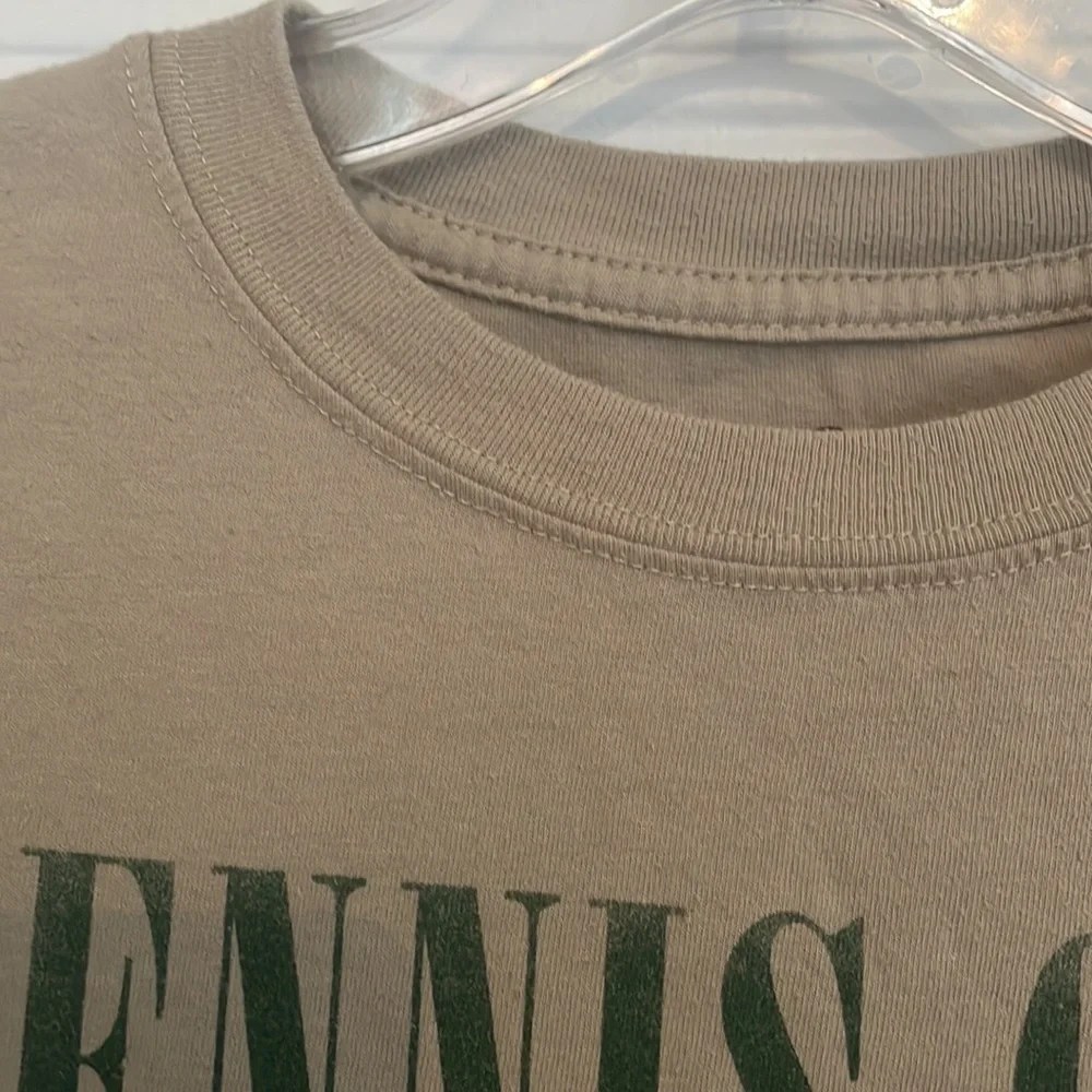 Vintage inspired “Tennis Club" Graphic Tee Size Medium. - Picture 3 of 5